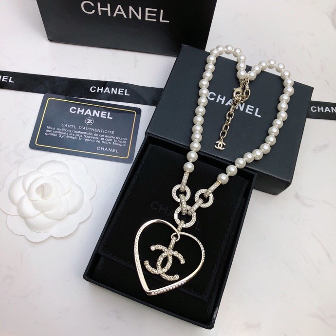 Chanel Necklaces